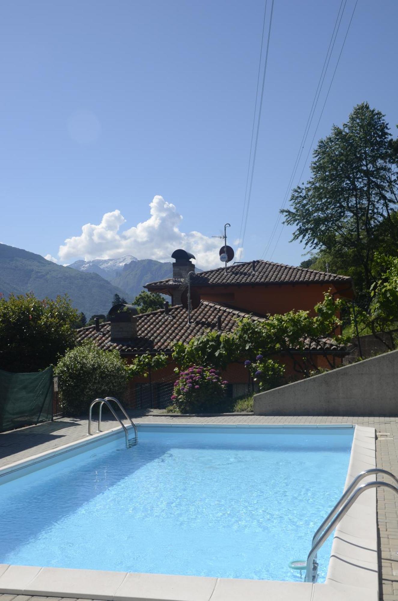 Anma Cottages The Secret Garden Pianello Del Lario Kültér fotó
